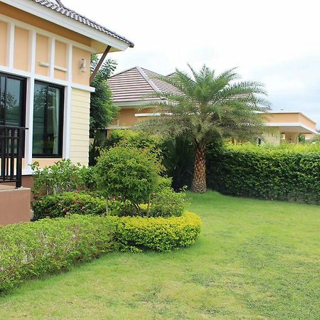 Hotel Ban Sumalai Rayong Exterior foto