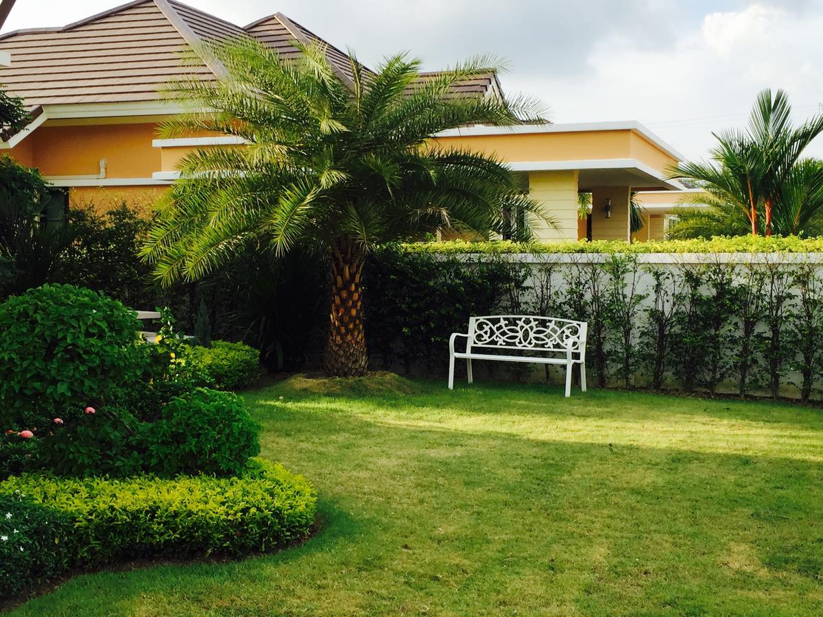 Hotel Ban Sumalai Rayong Exterior foto