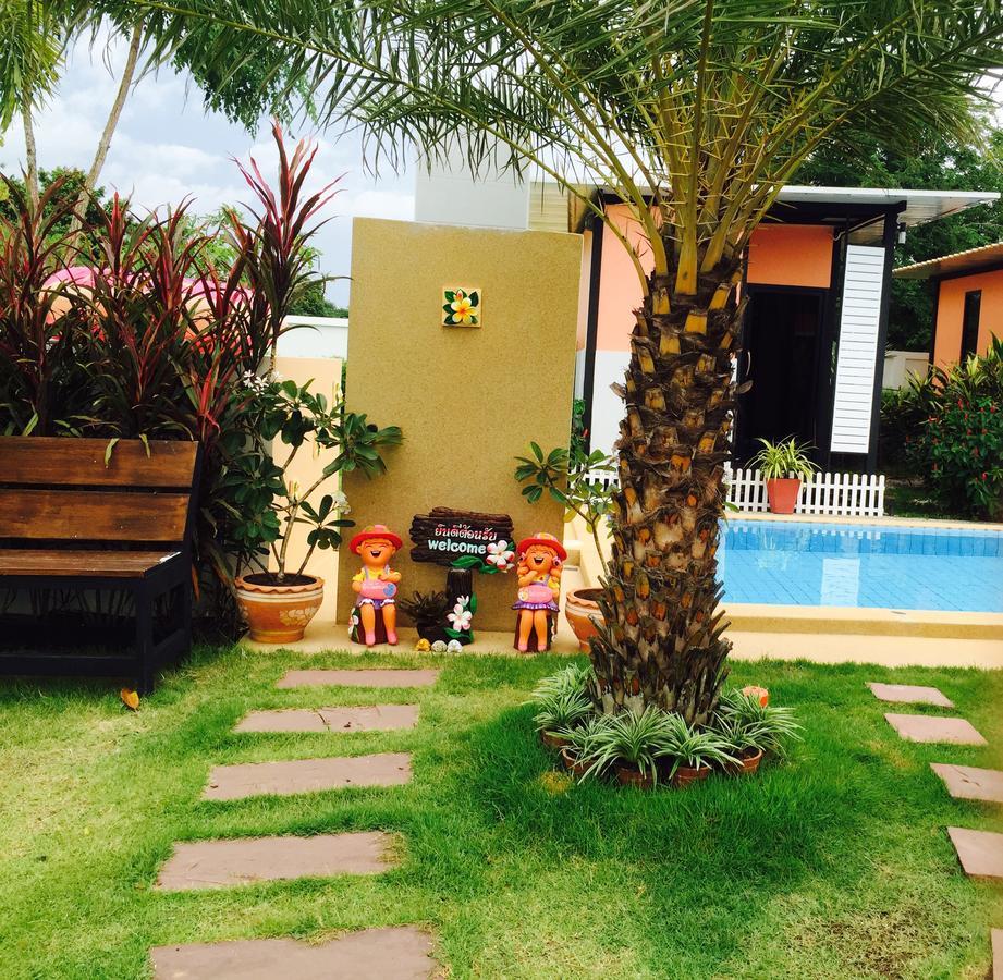 Hotel Ban Sumalai Rayong Exterior foto