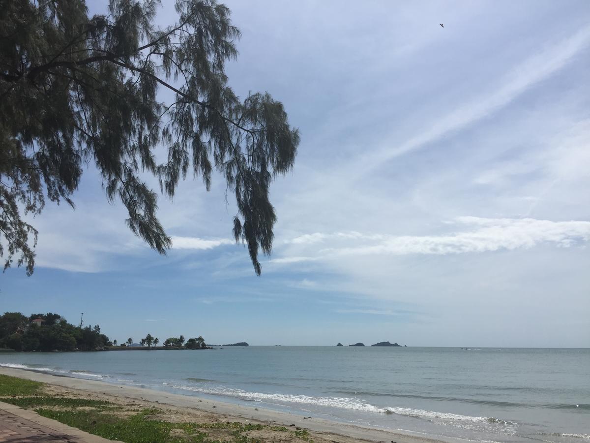 Hotel Ban Sumalai Rayong Exterior foto